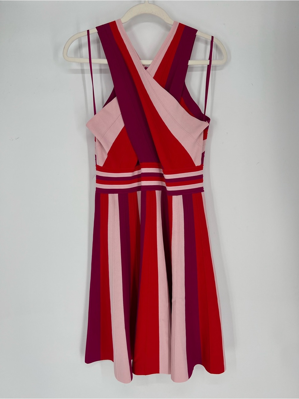 Ted Baker Colorful Red Pink Striped Fit & Flare Bandage Sleeveless Mini Dress 4 - Picture 1 of 8